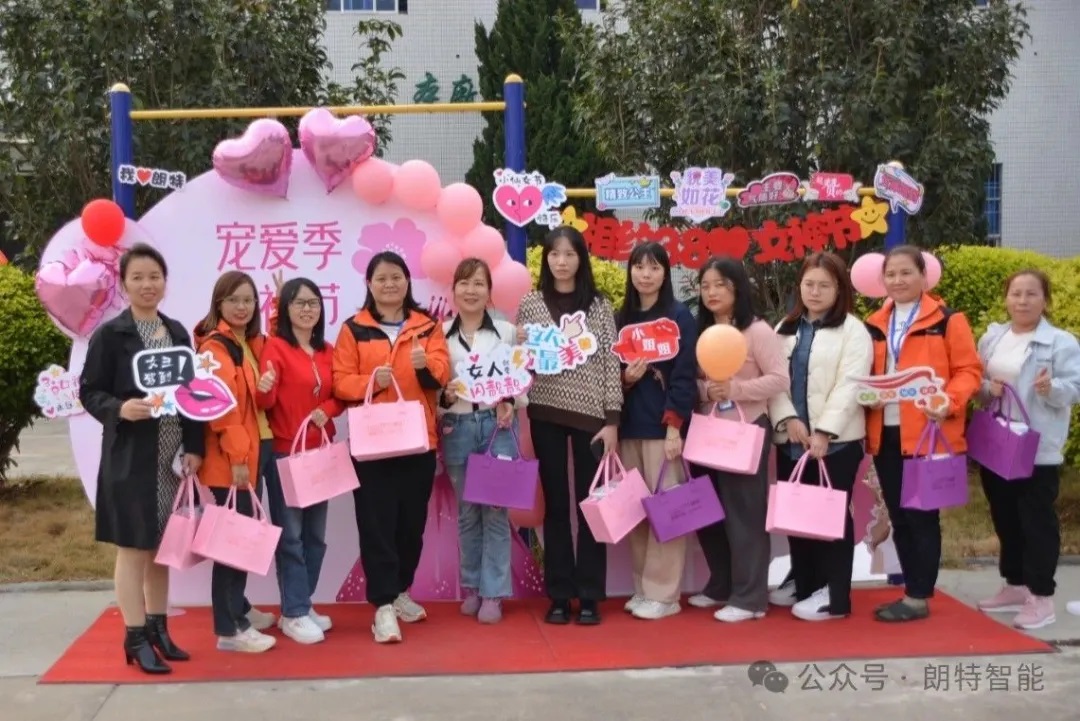 ���������ա���ggpoker�������ܾ������˸�Ů�ڹ���ذ��˶�